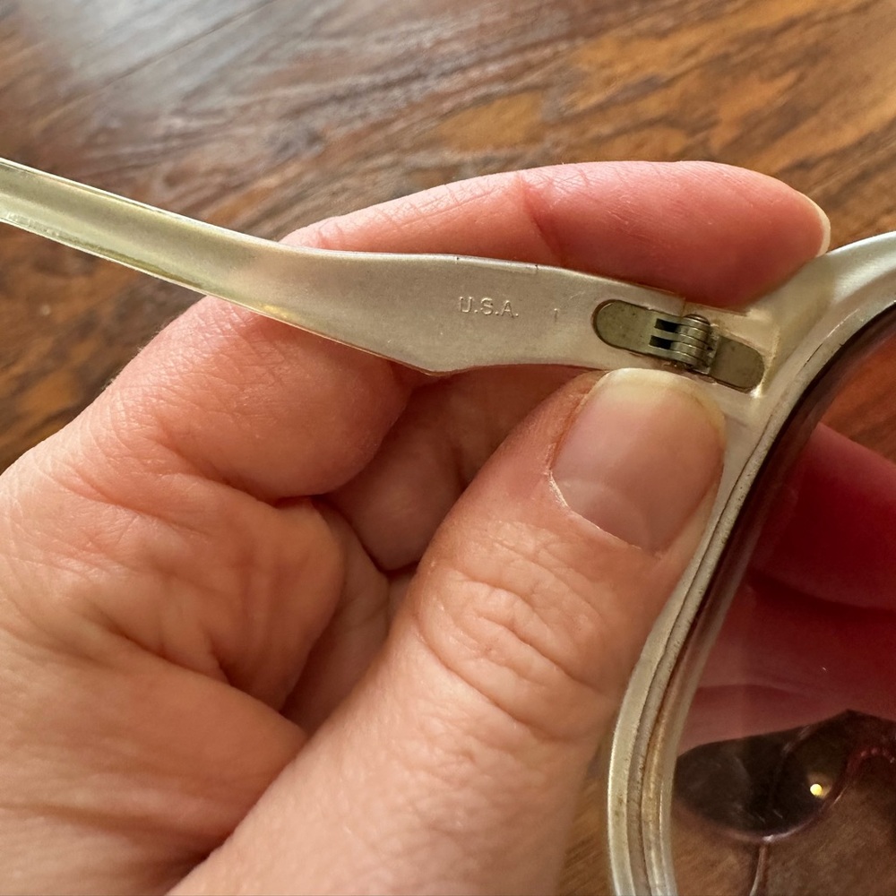 Vintage Foster Grant Sunglasses - Picture 6 of 13